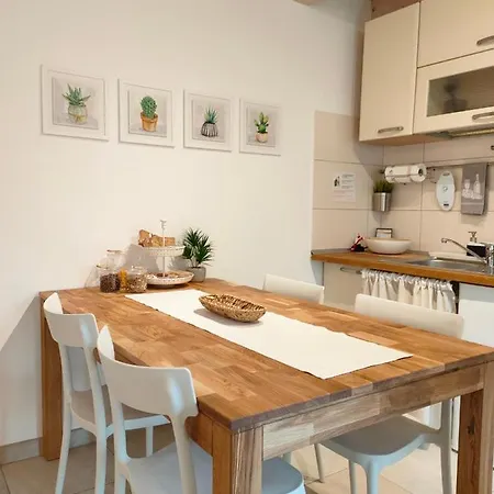 Barcola アパート *